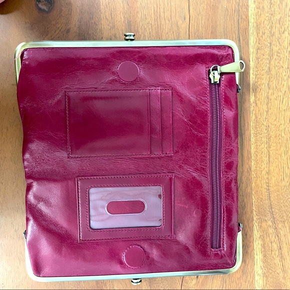 COPY - HOBO Lauren Clutch - Picture 4 of 9